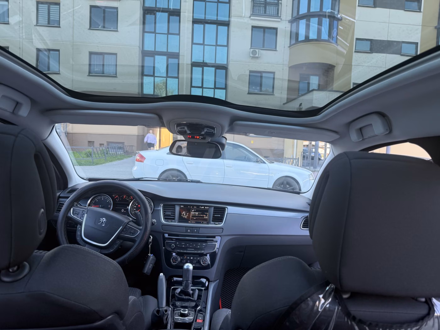 Peugeot 508 фото 6