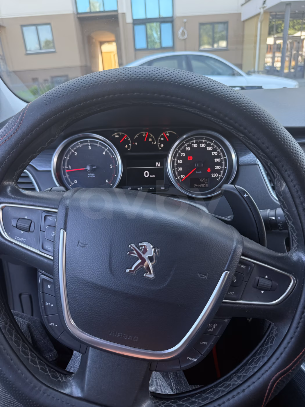 Peugeot 508 фото 8