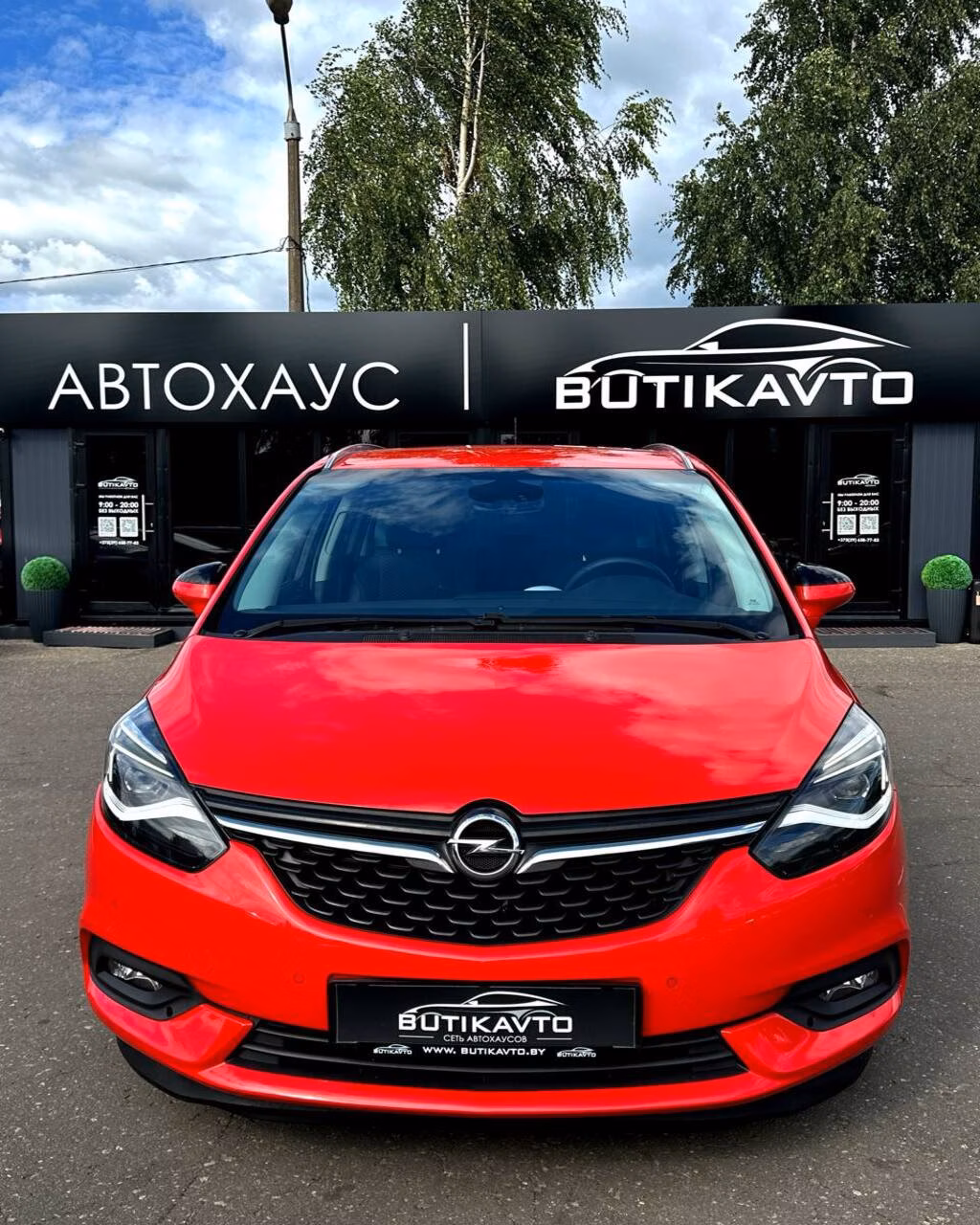 Opel Zafira фото 2