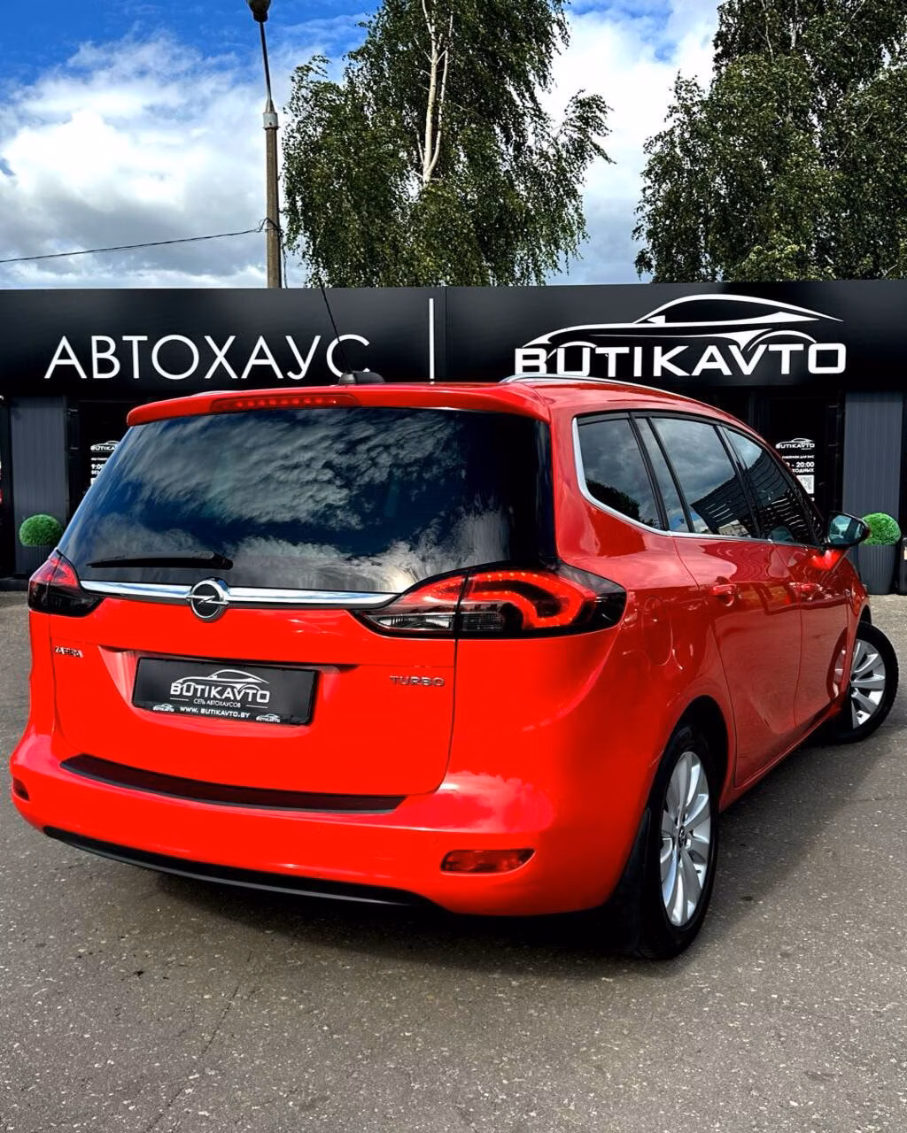 Opel Zafira фото 6