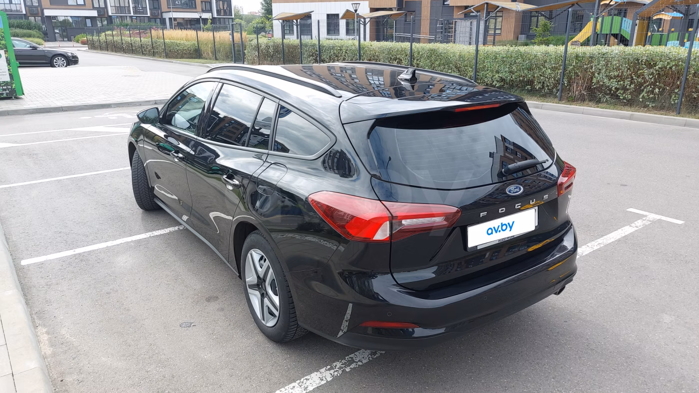 Ford Focus фото 6