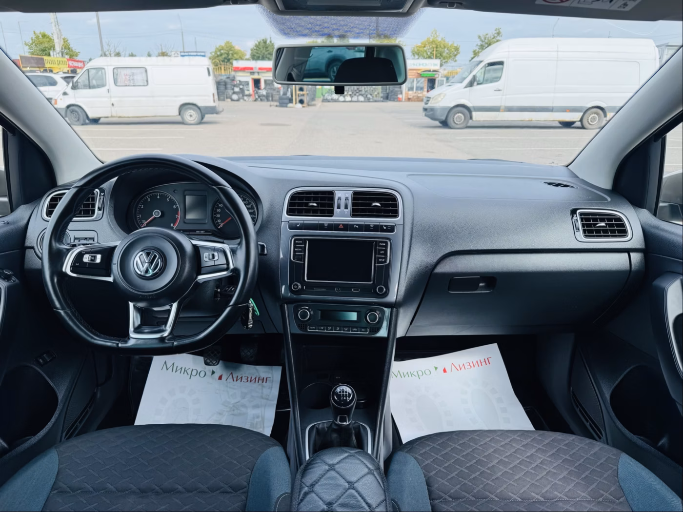 Volkswagen Polo Sedan фото 10
