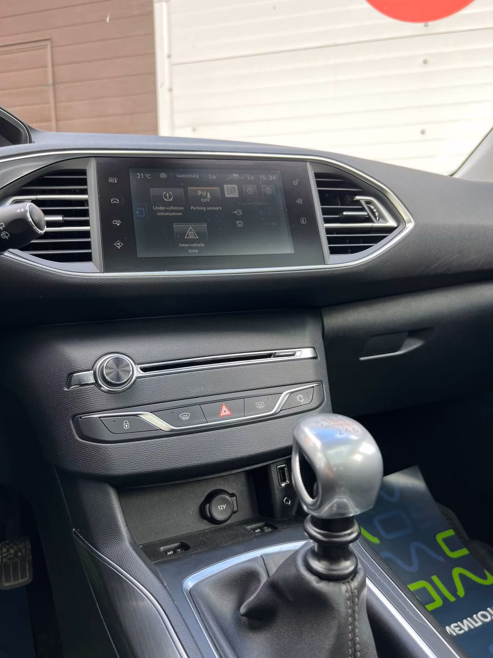Peugeot 308 фото 14