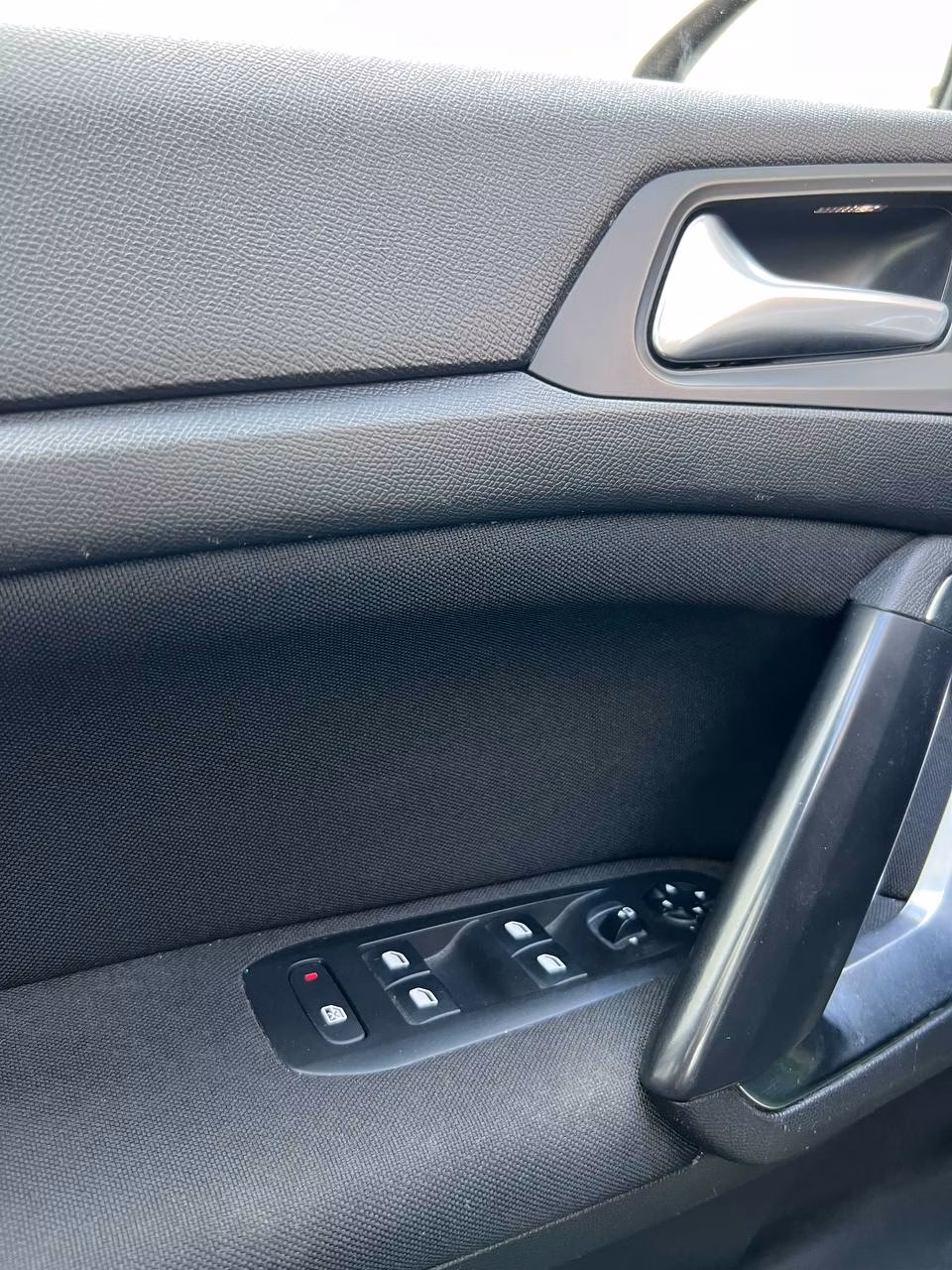 Peugeot 308 фото 15