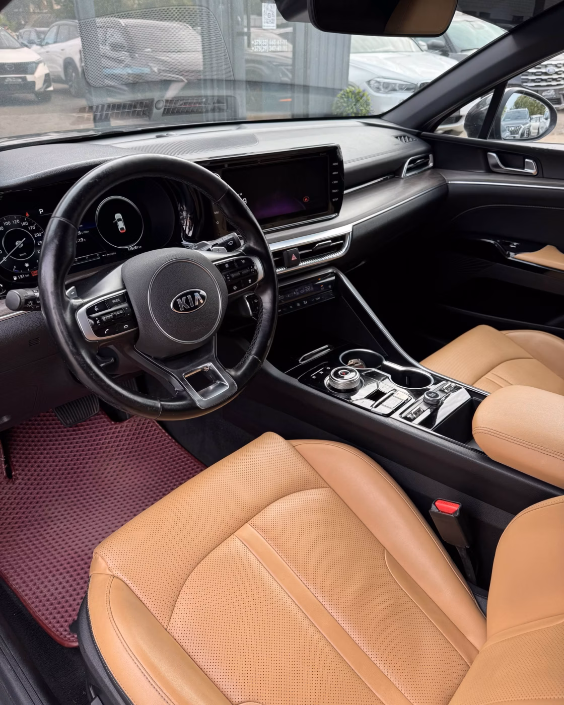 Kia K5 фото 8