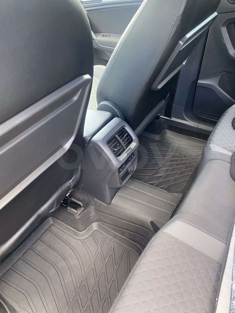 Volkswagen Tiguan фото 8