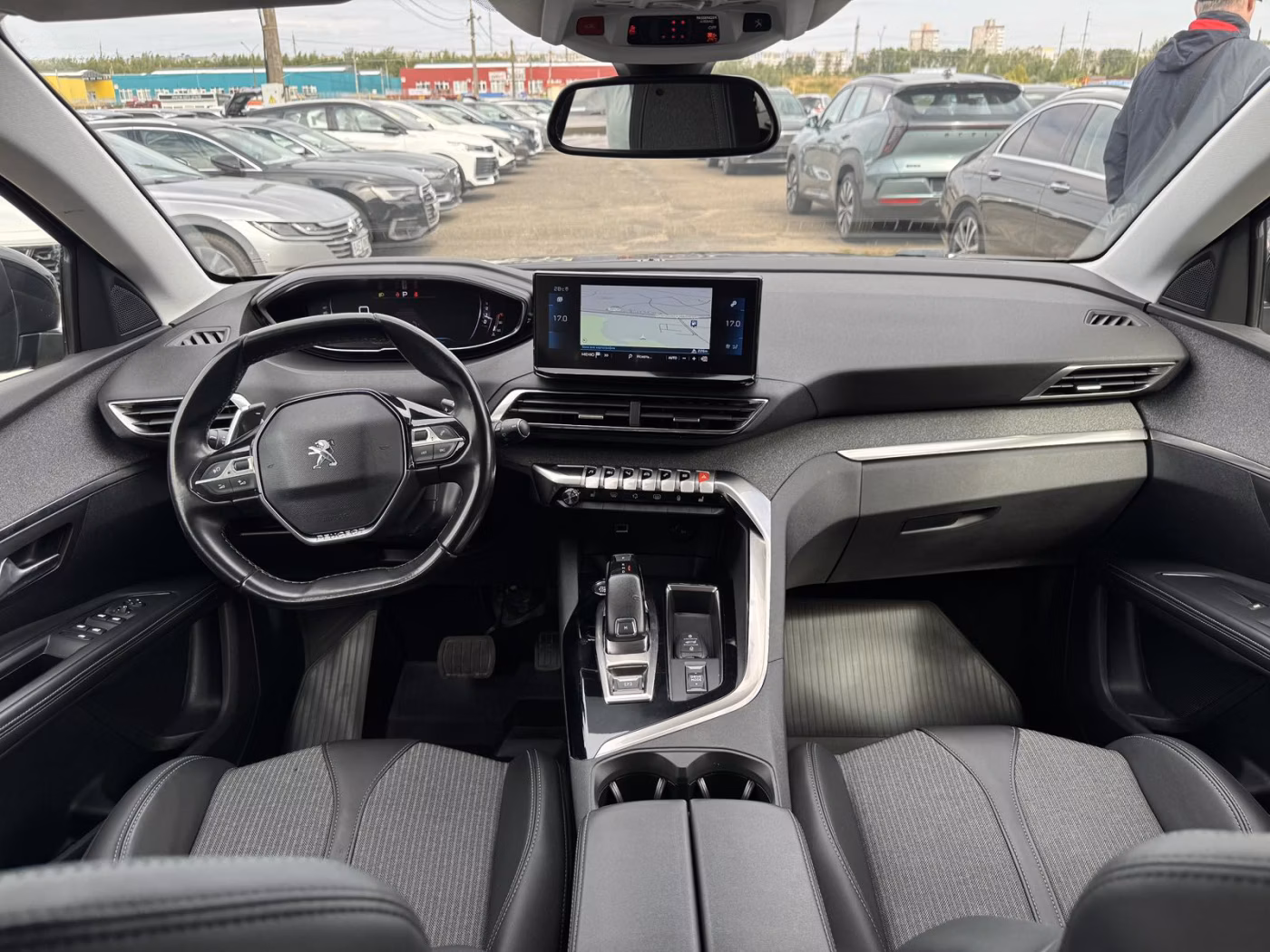 Peugeot 5008 фото 15