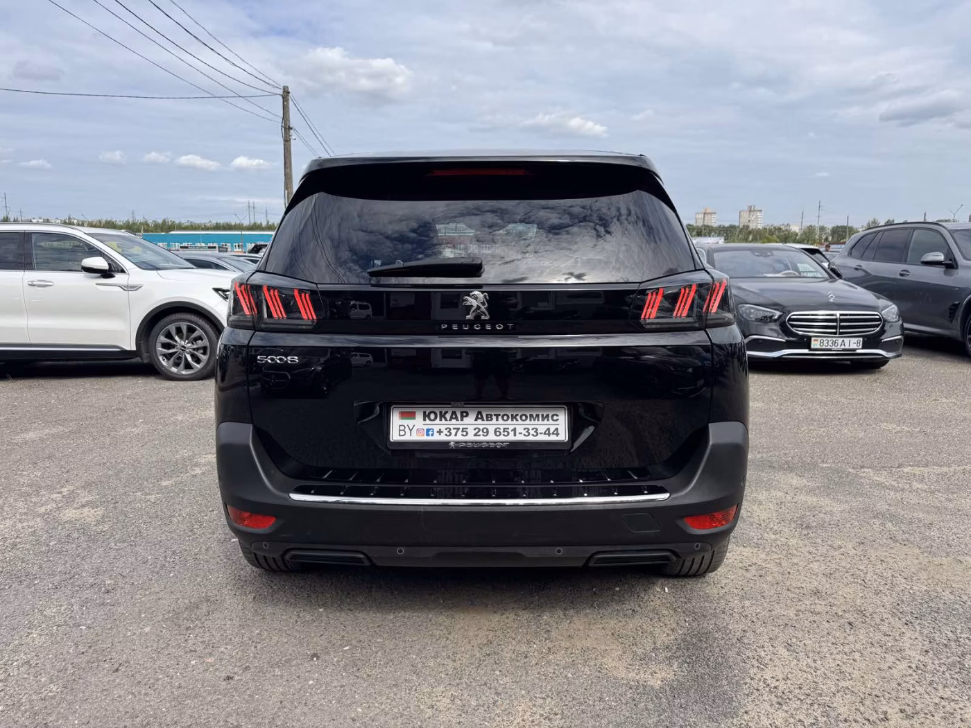 Peugeot 5008 фото 8