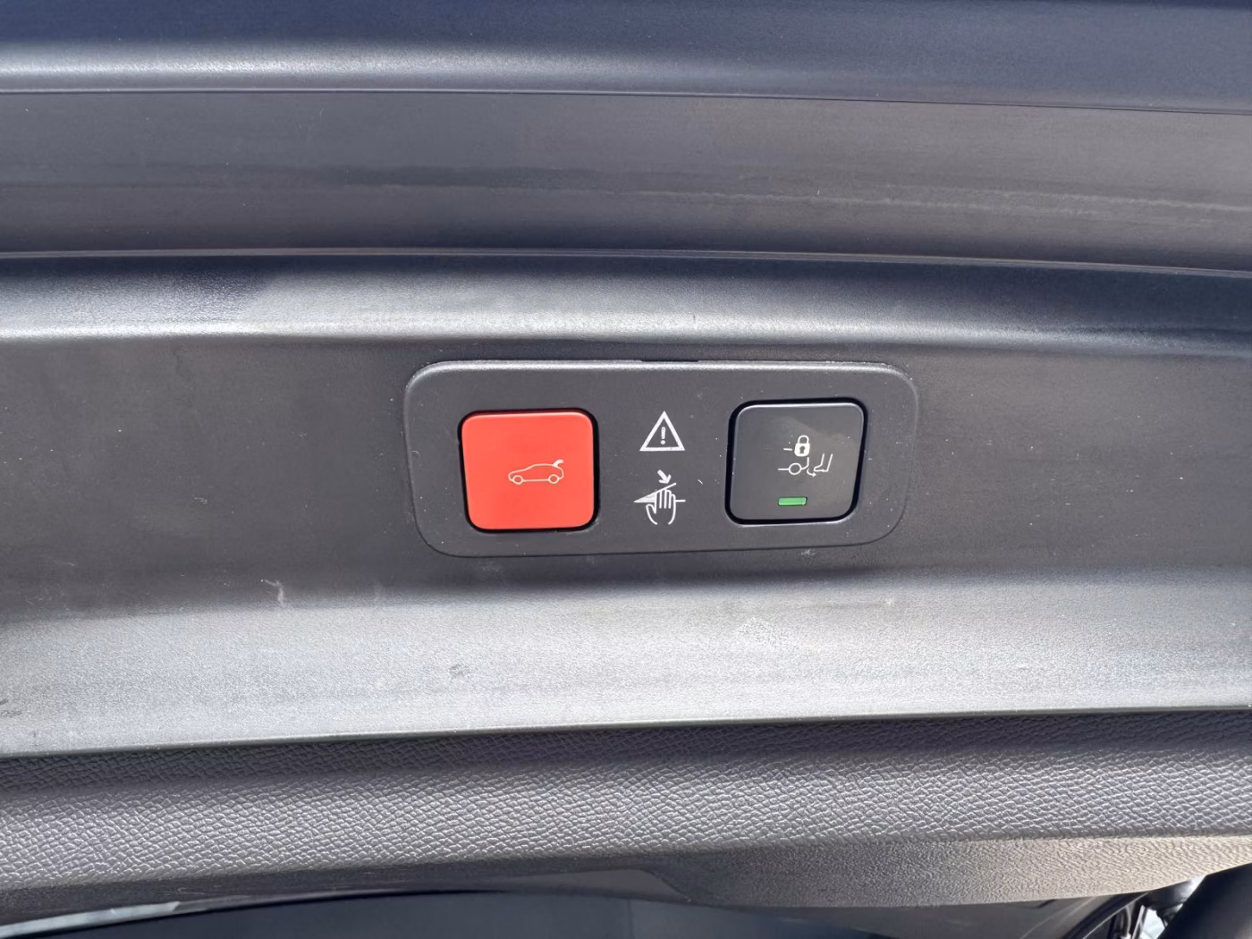 Peugeot 5008 фото 13