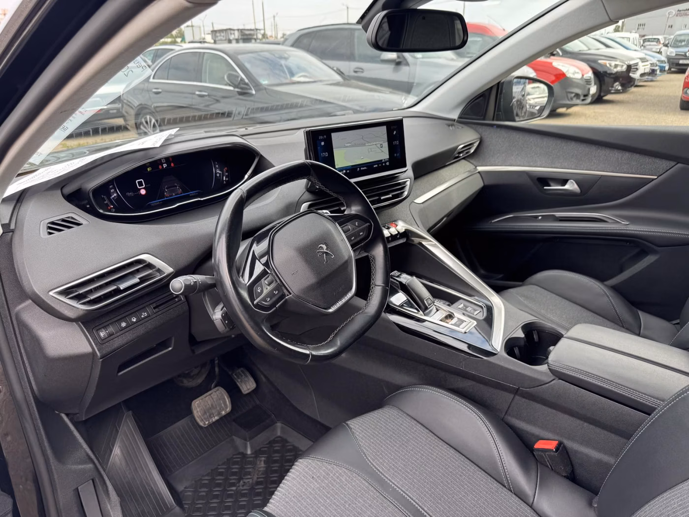 Peugeot 5008 фото 21