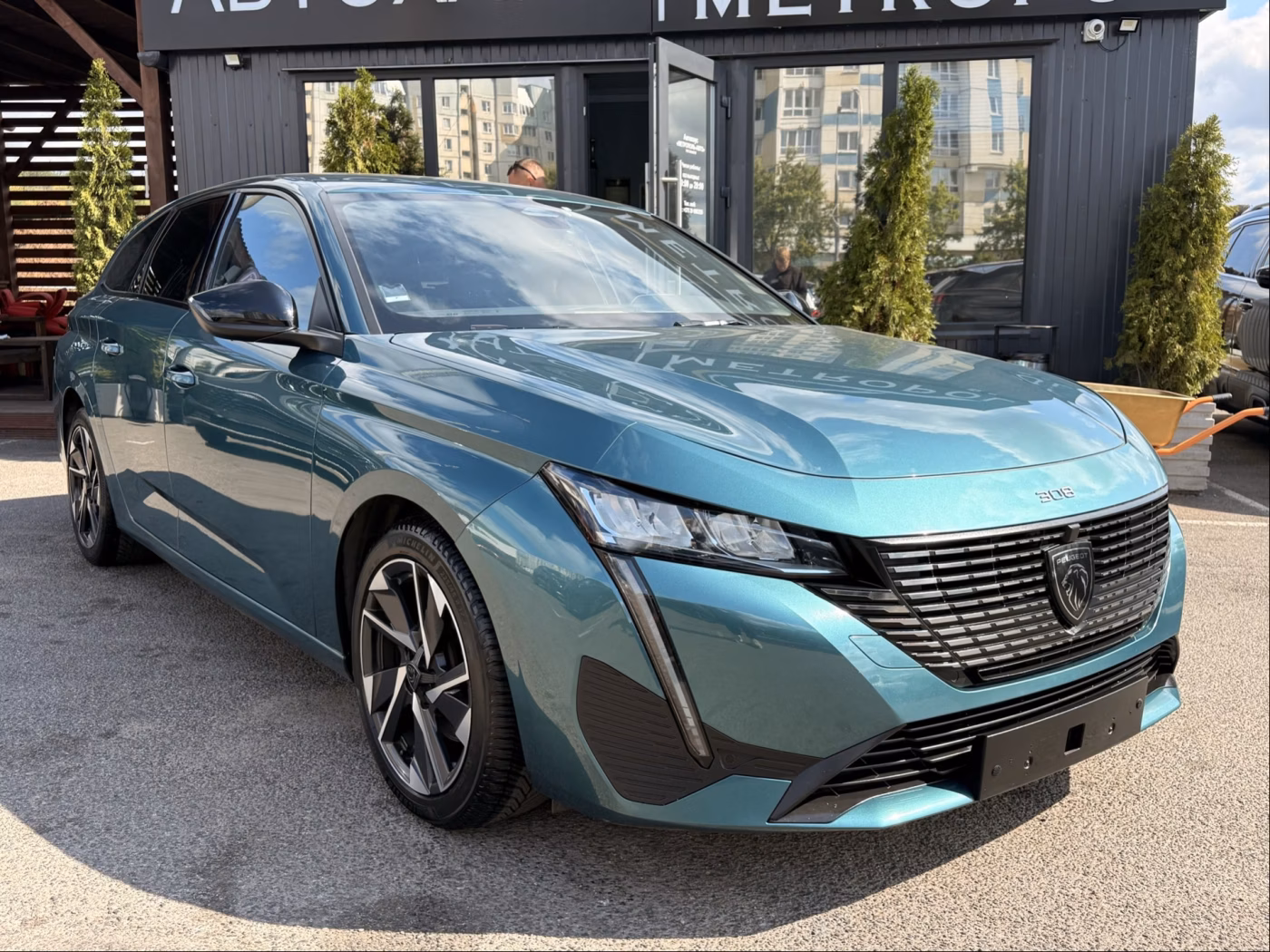 Peugeot 308 фото 2