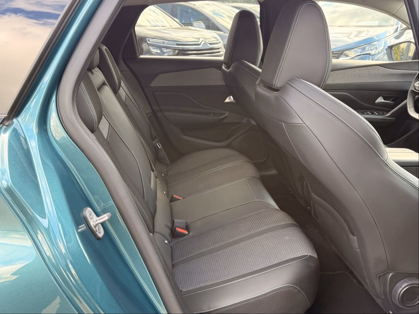 Peugeot 308 фото 21