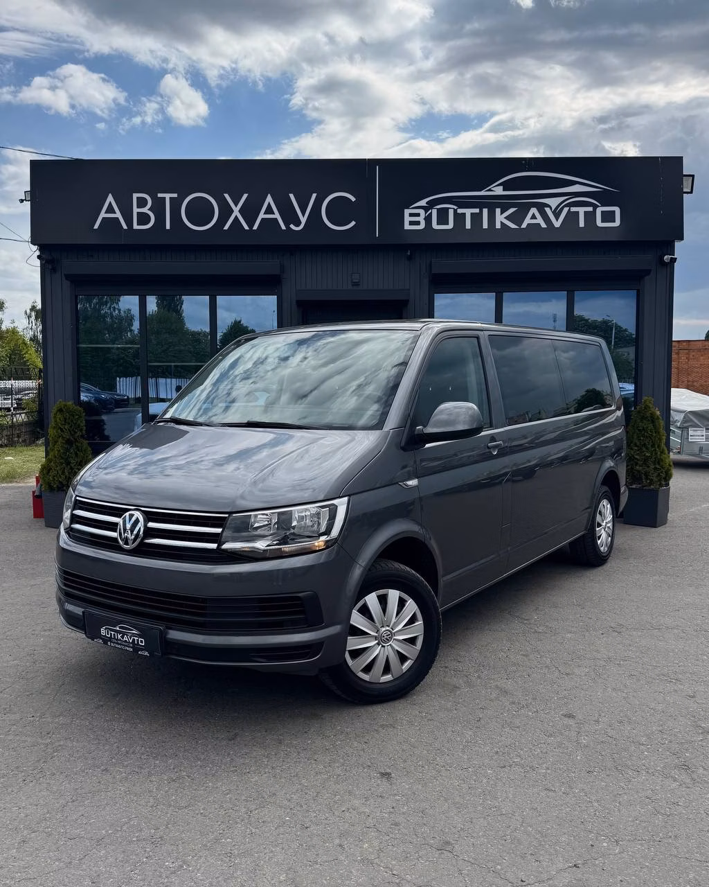 Volkswagen Caravelle фото 3