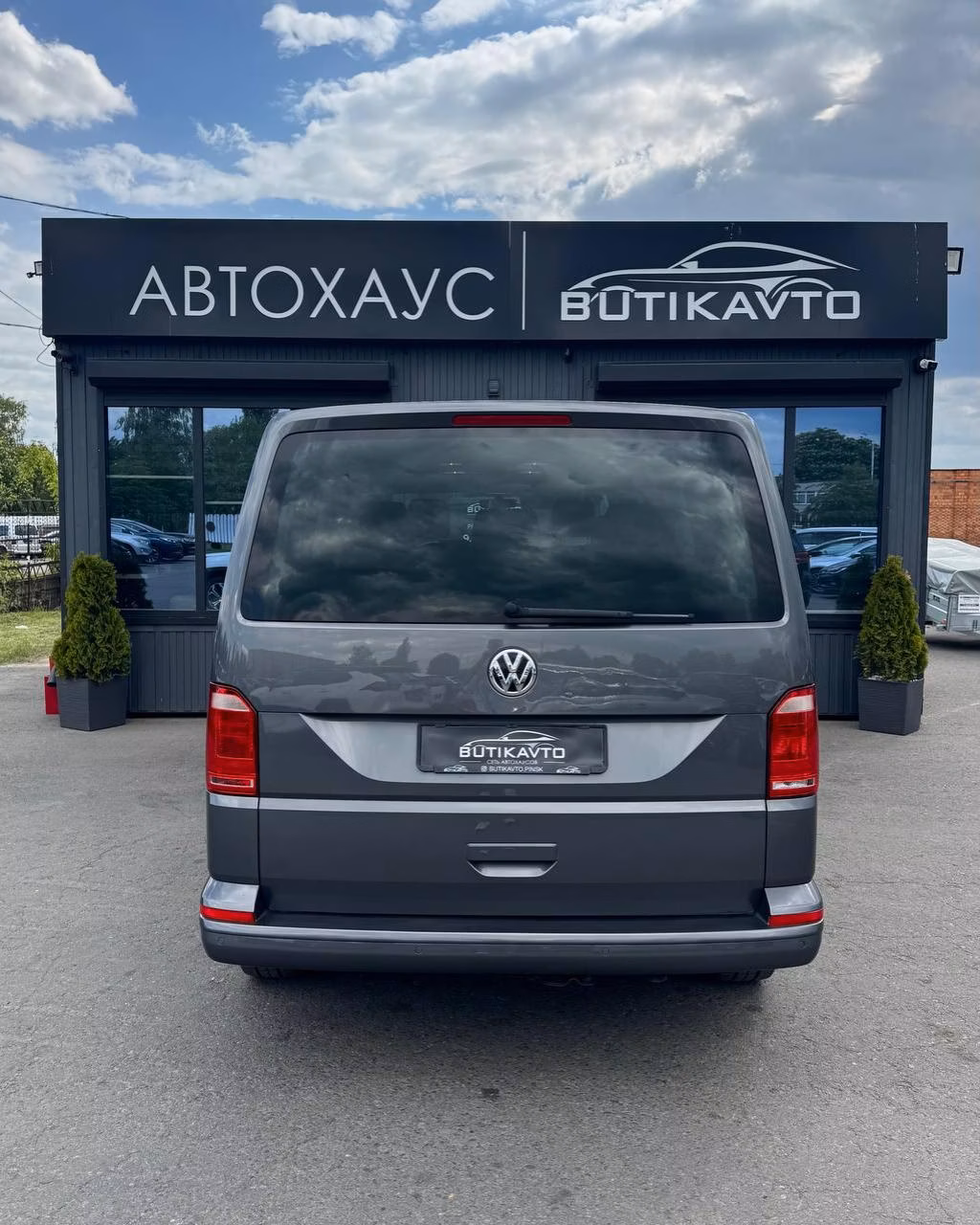 Volkswagen Caravelle фото 6