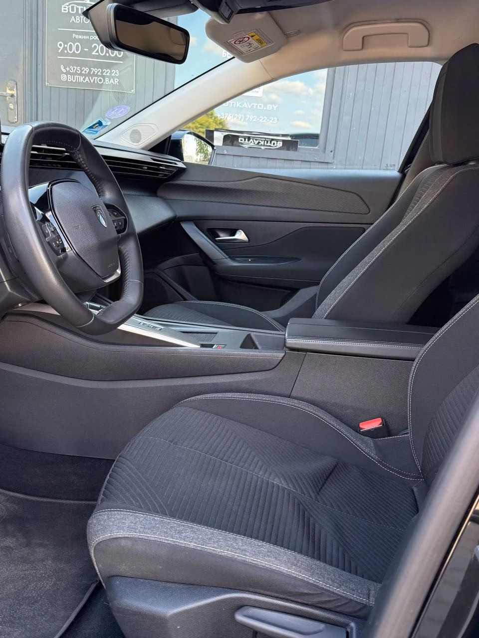 Peugeot 308 фото 10