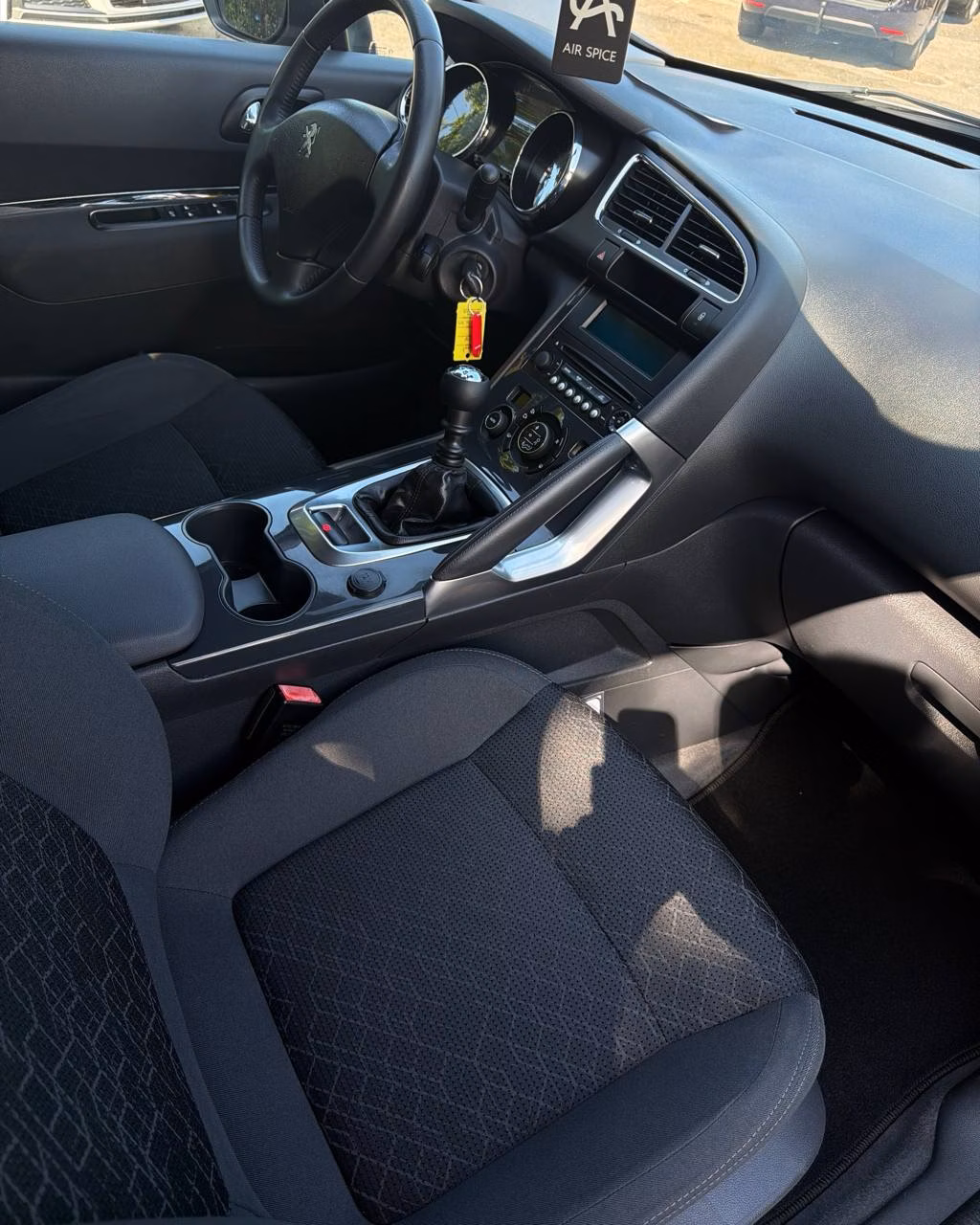 Peugeot 3008 фото 13