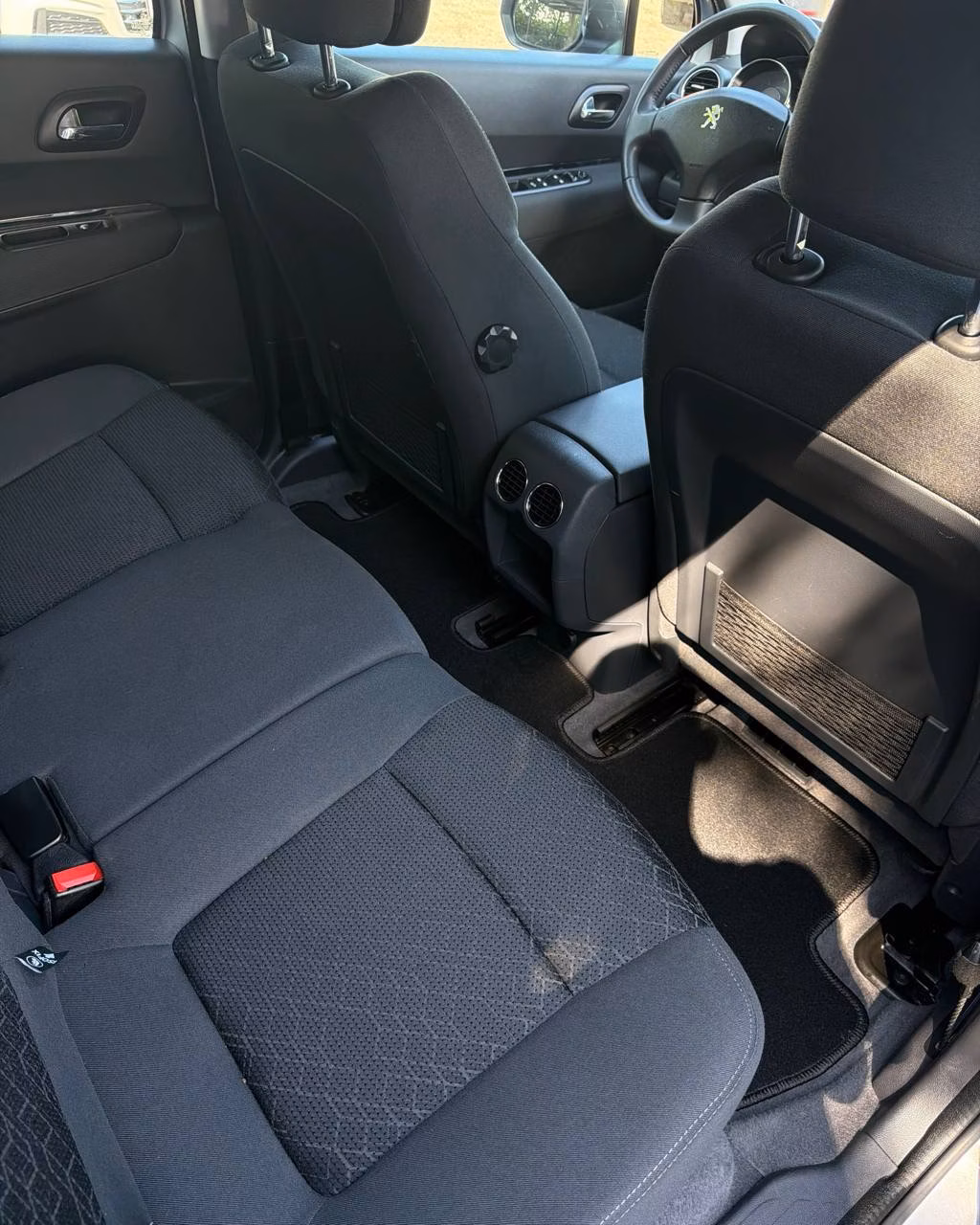 Peugeot 3008 фото 14