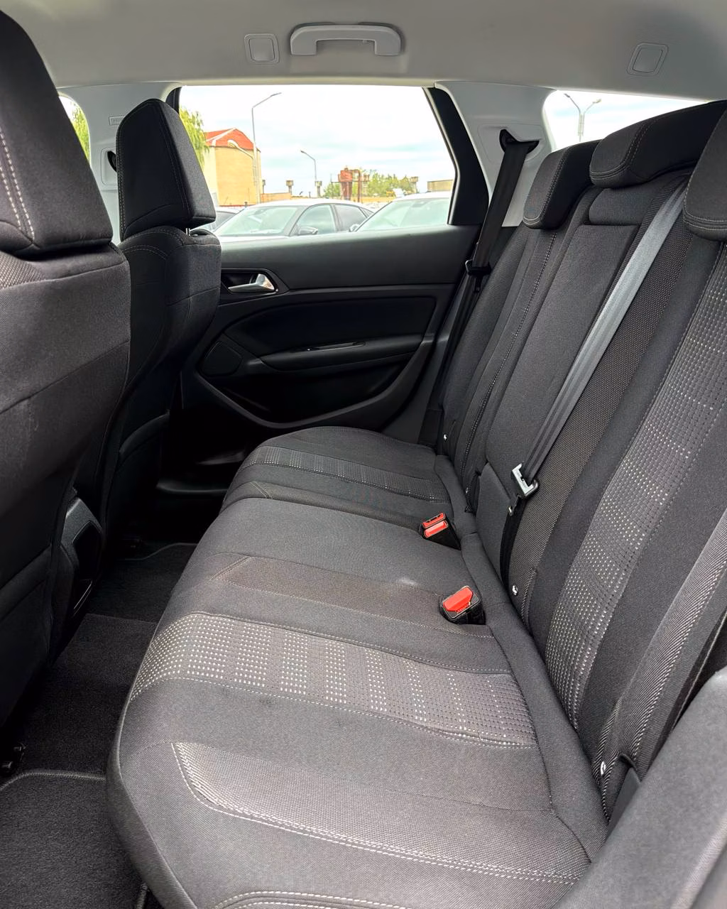 Peugeot 308 фото 15
