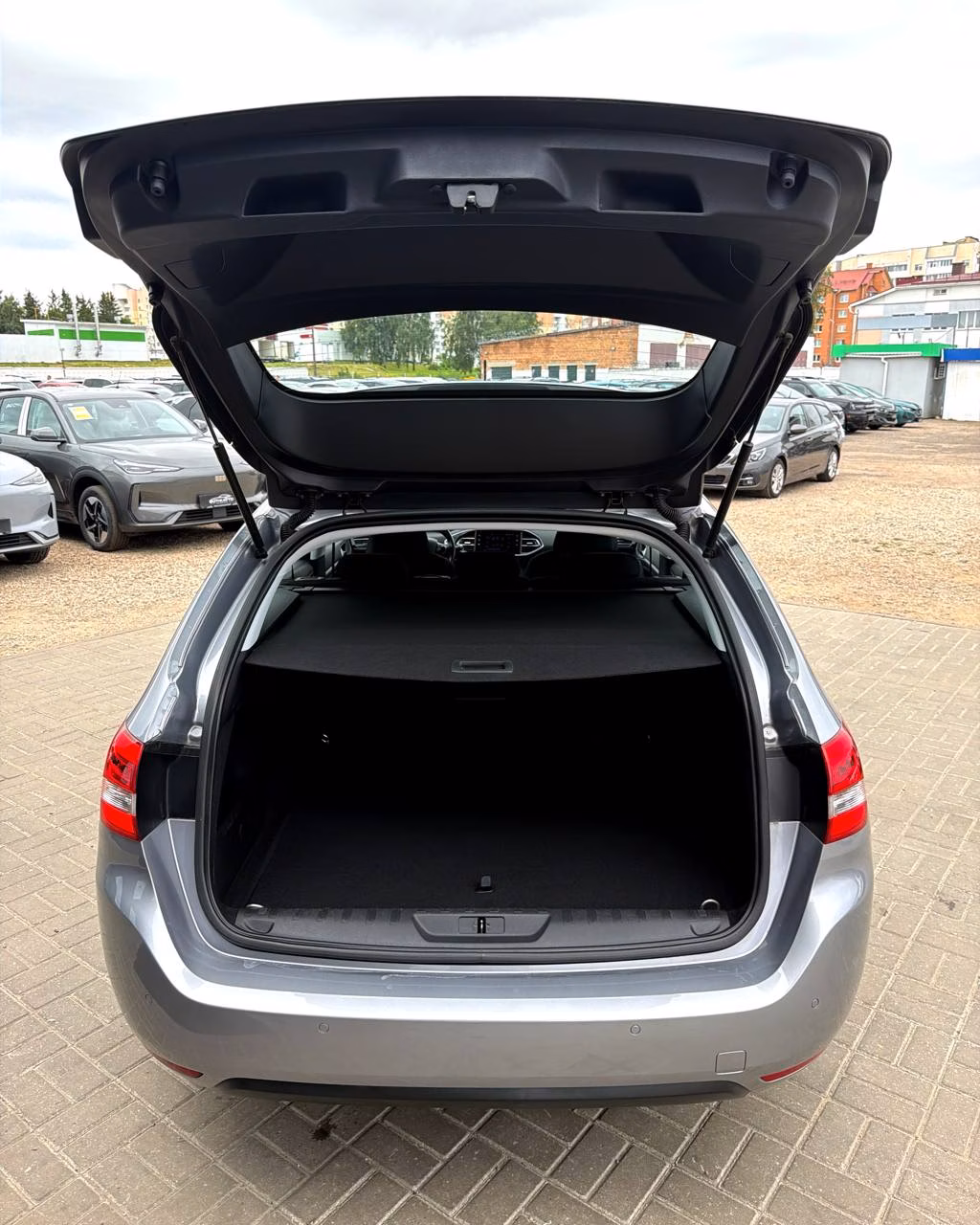 Peugeot 308 фото 16