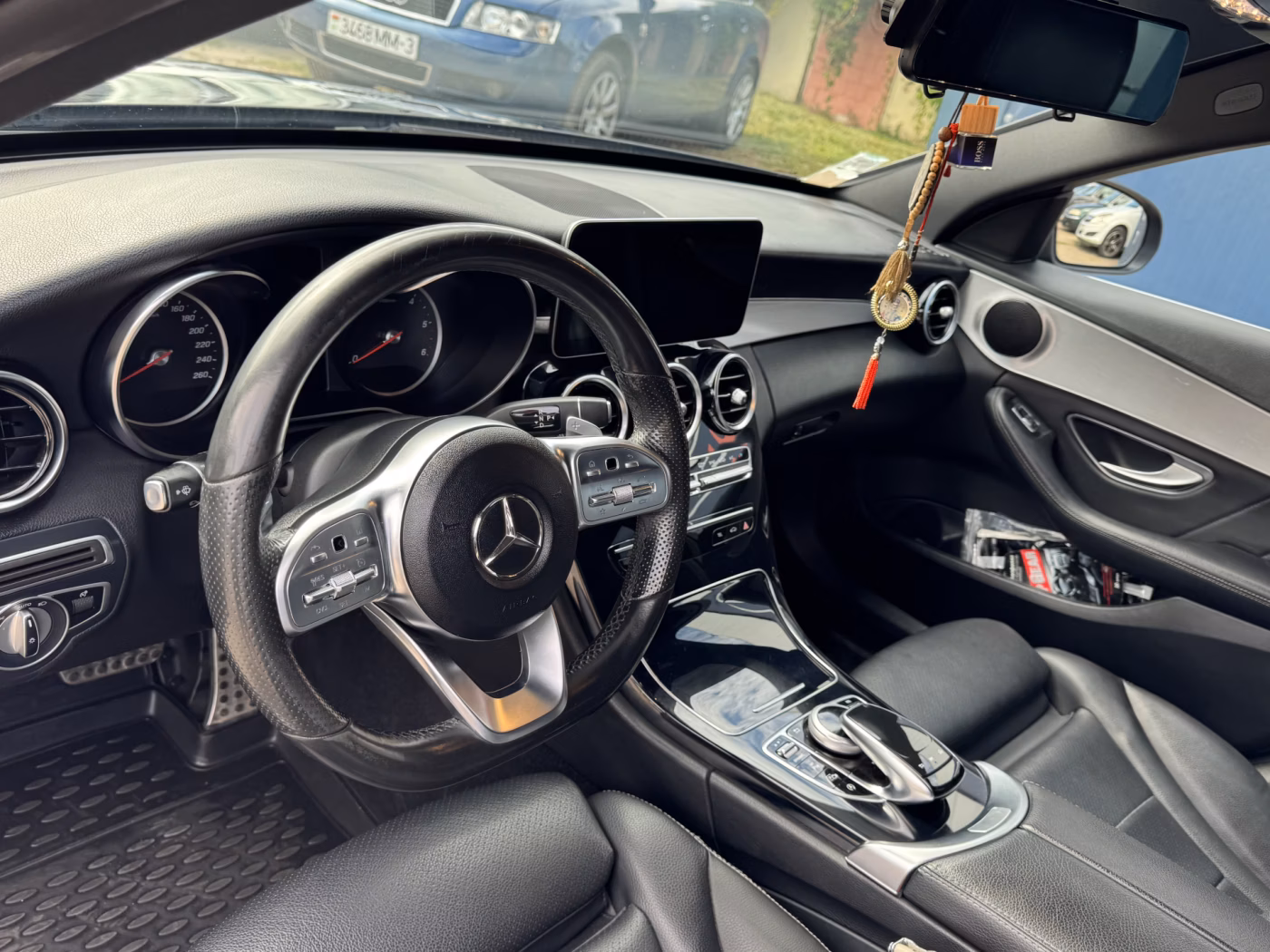 Mercedes-Benz C-Класс фото 11