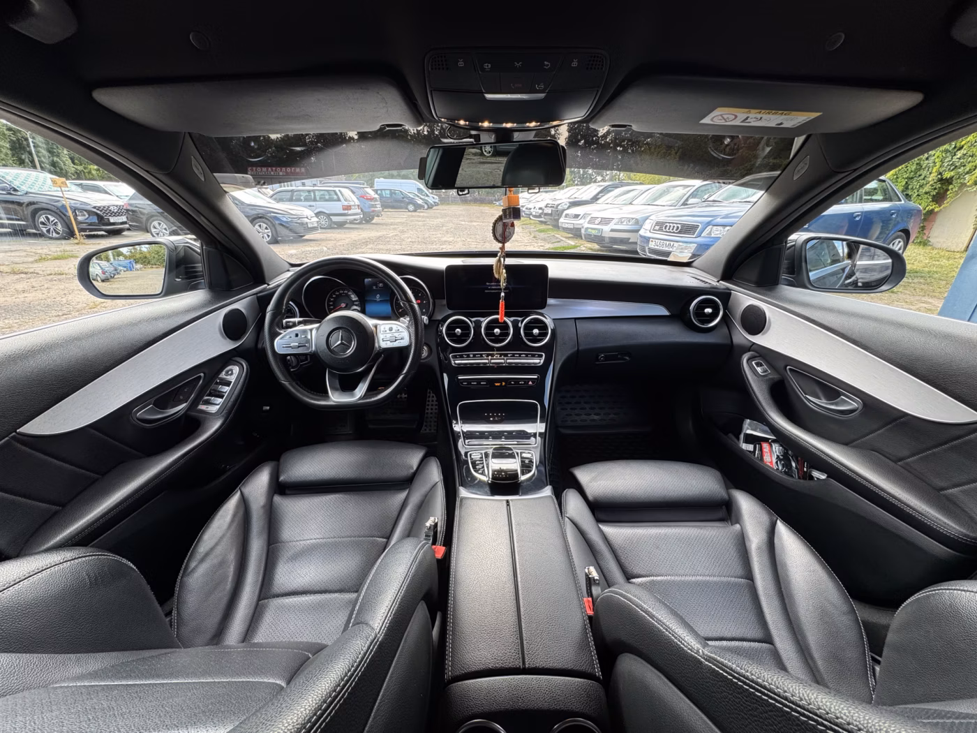 Mercedes-Benz C-Класс фото 20