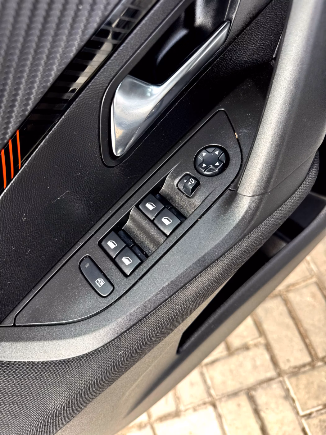 Peugeot 2008 фото 19