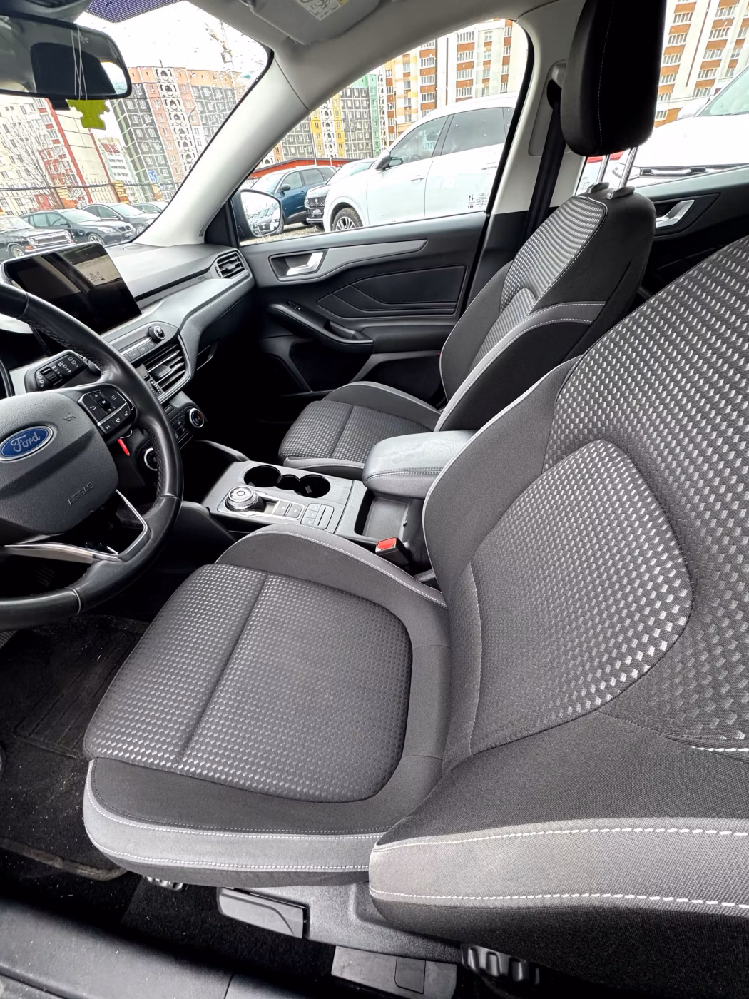 Ford Focus фото 10