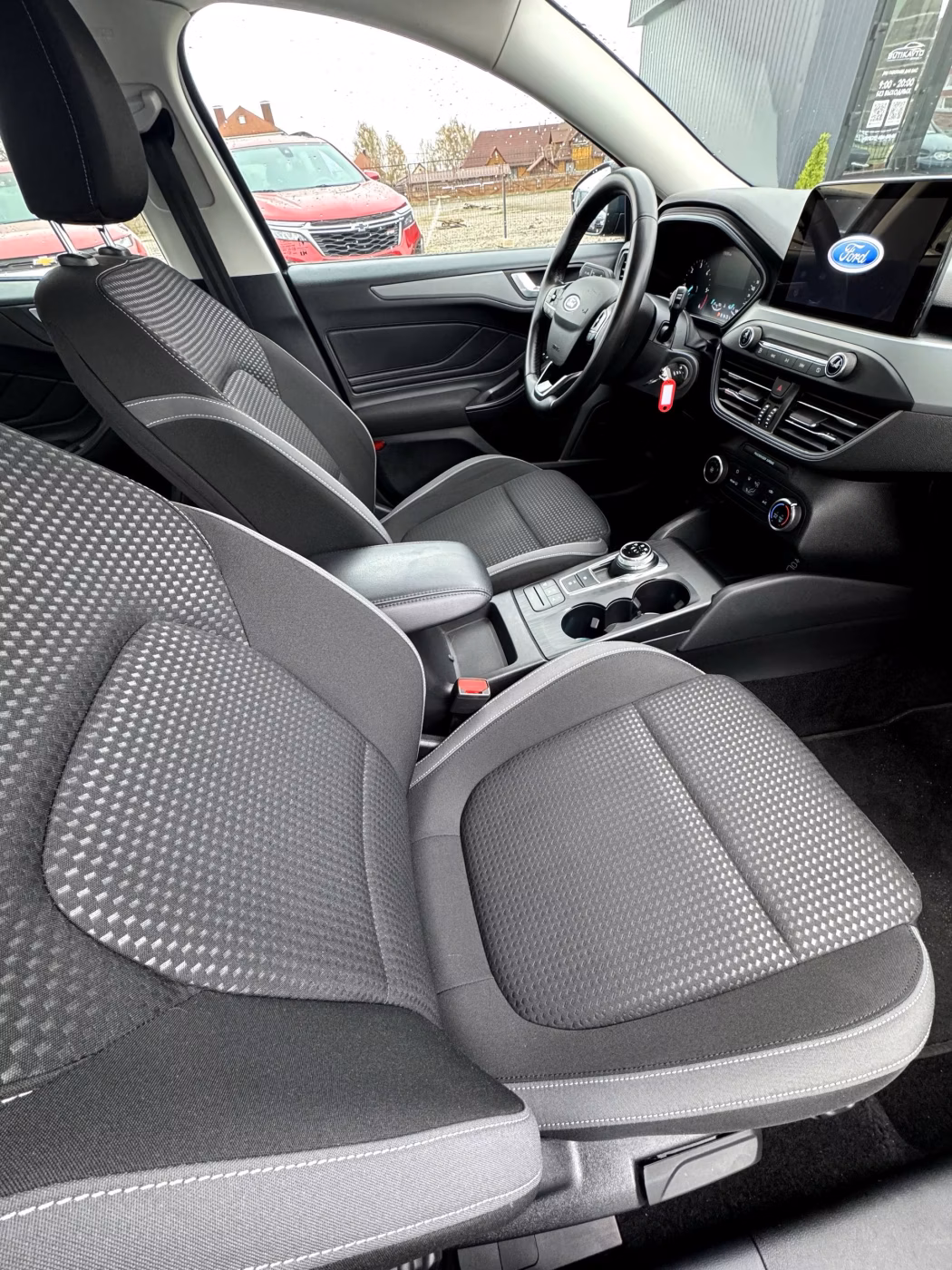 Ford Focus фото 13