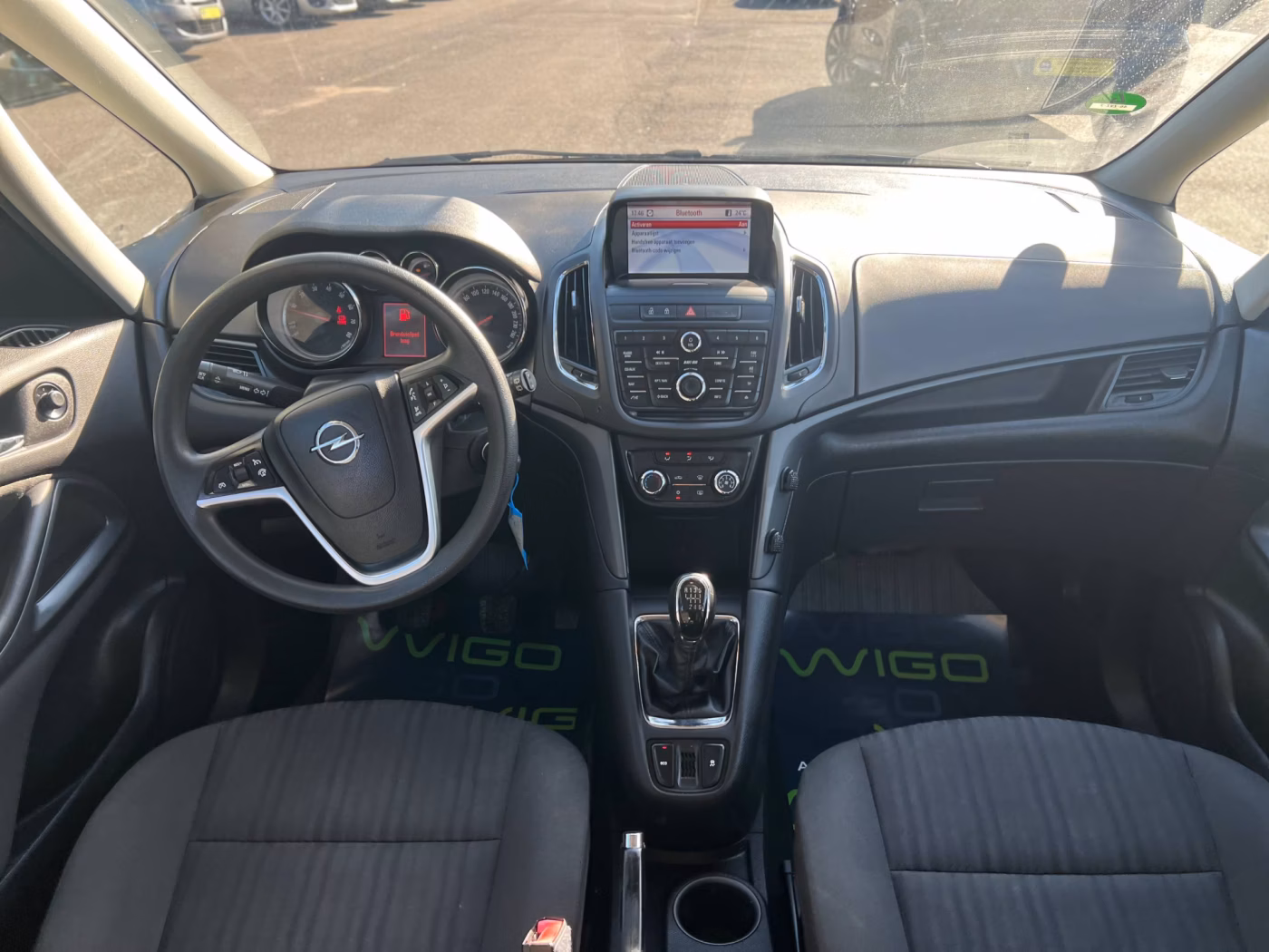 Opel Zafira фото 9