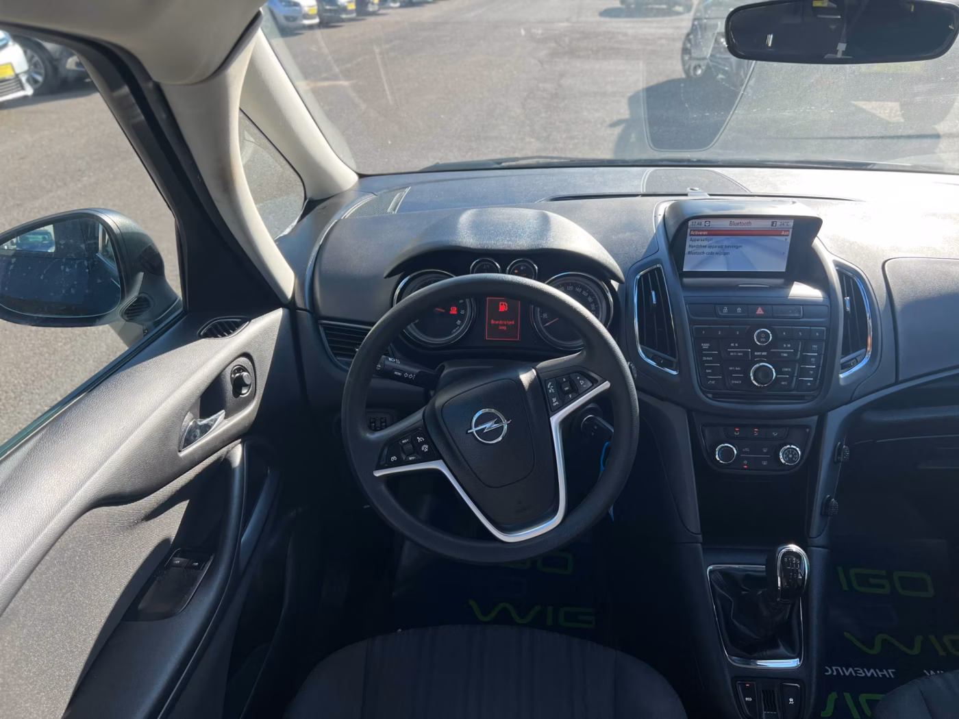 Opel Zafira фото 11