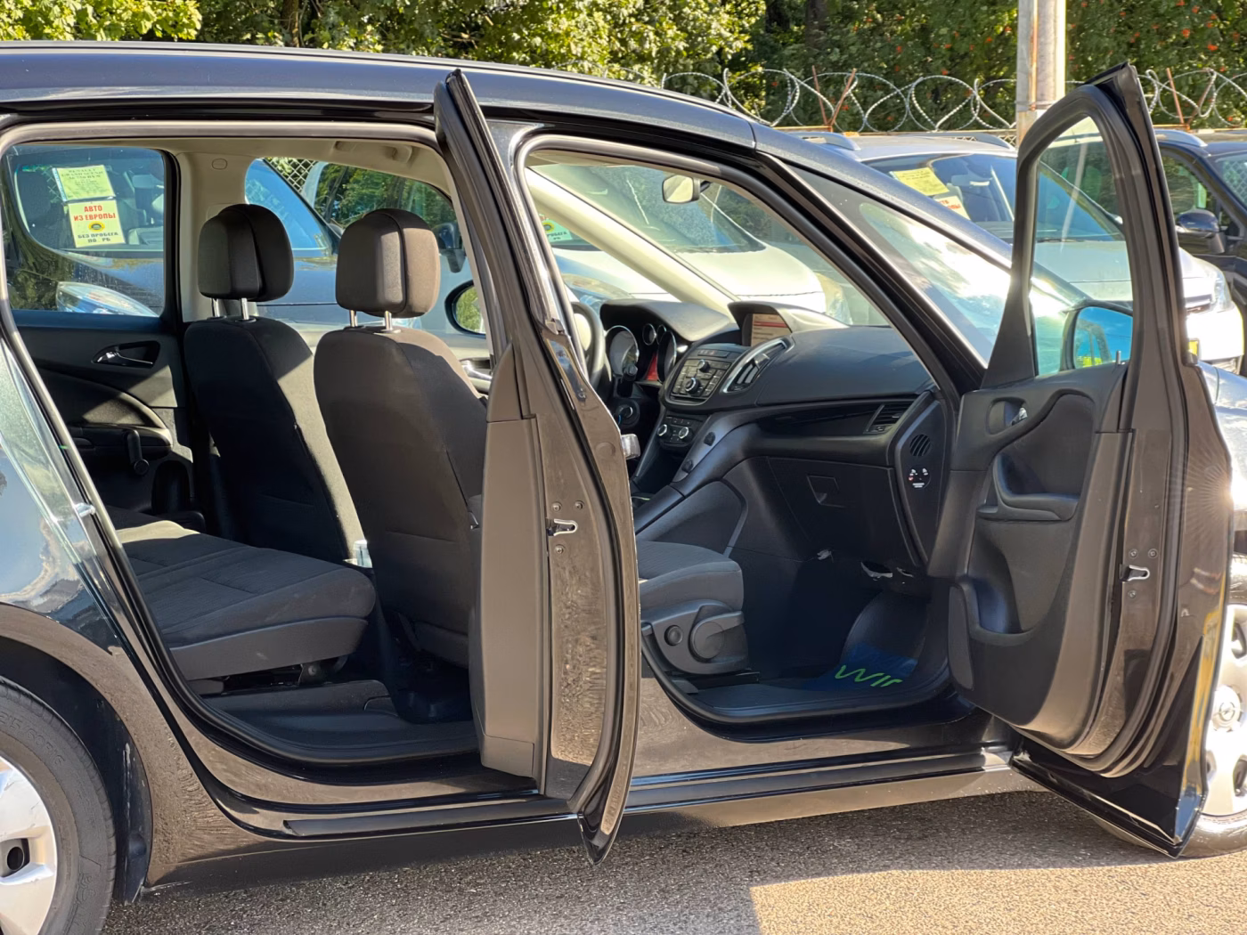 Opel Zafira фото 18