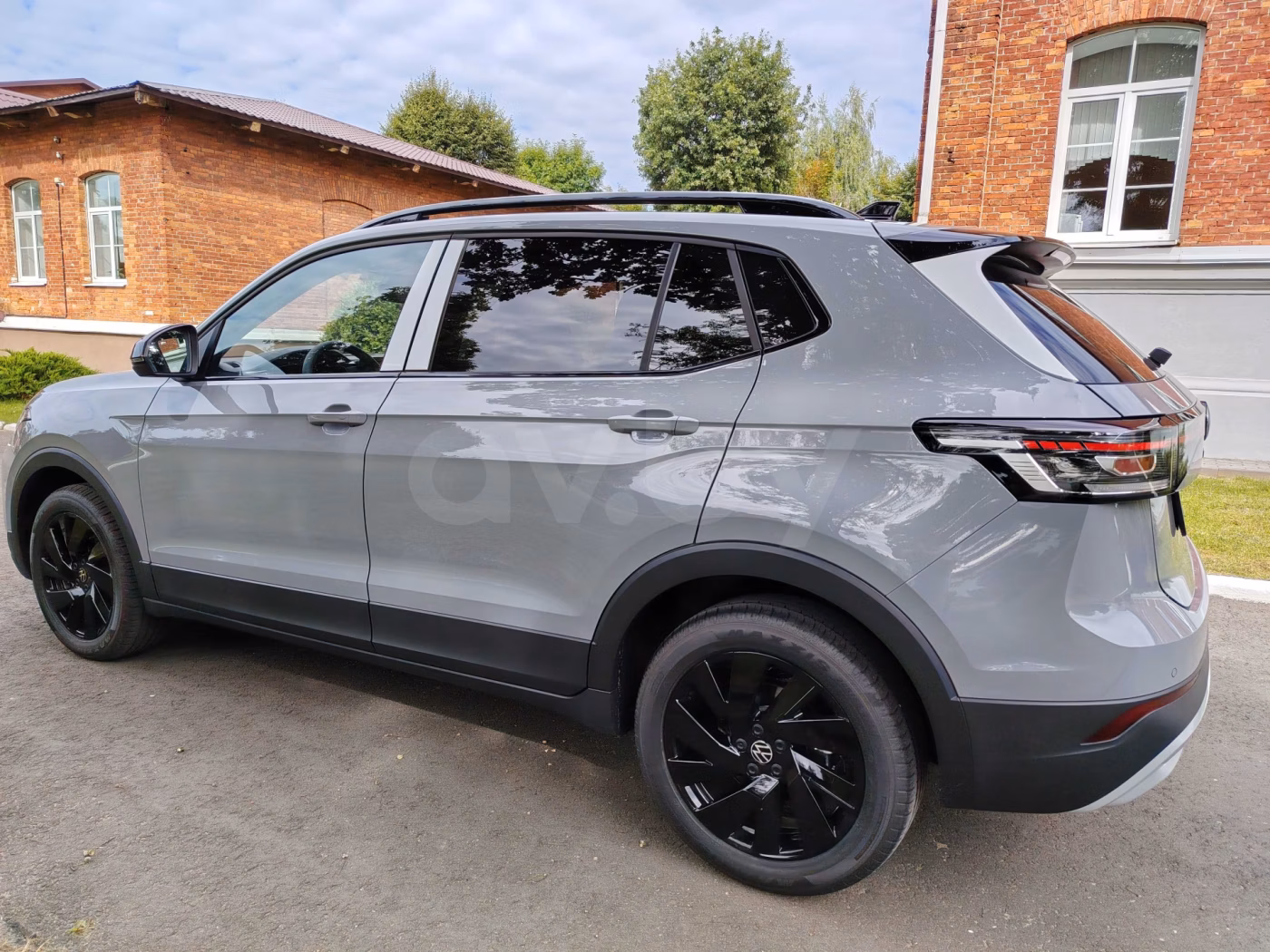 Volkswagen Tharu XR фото 2