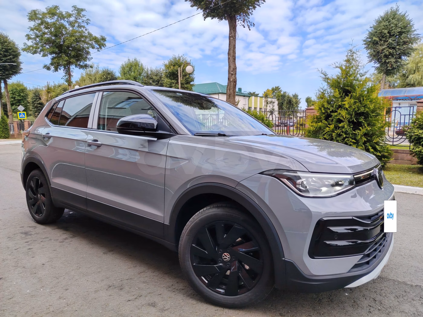 Volkswagen Tharu XR