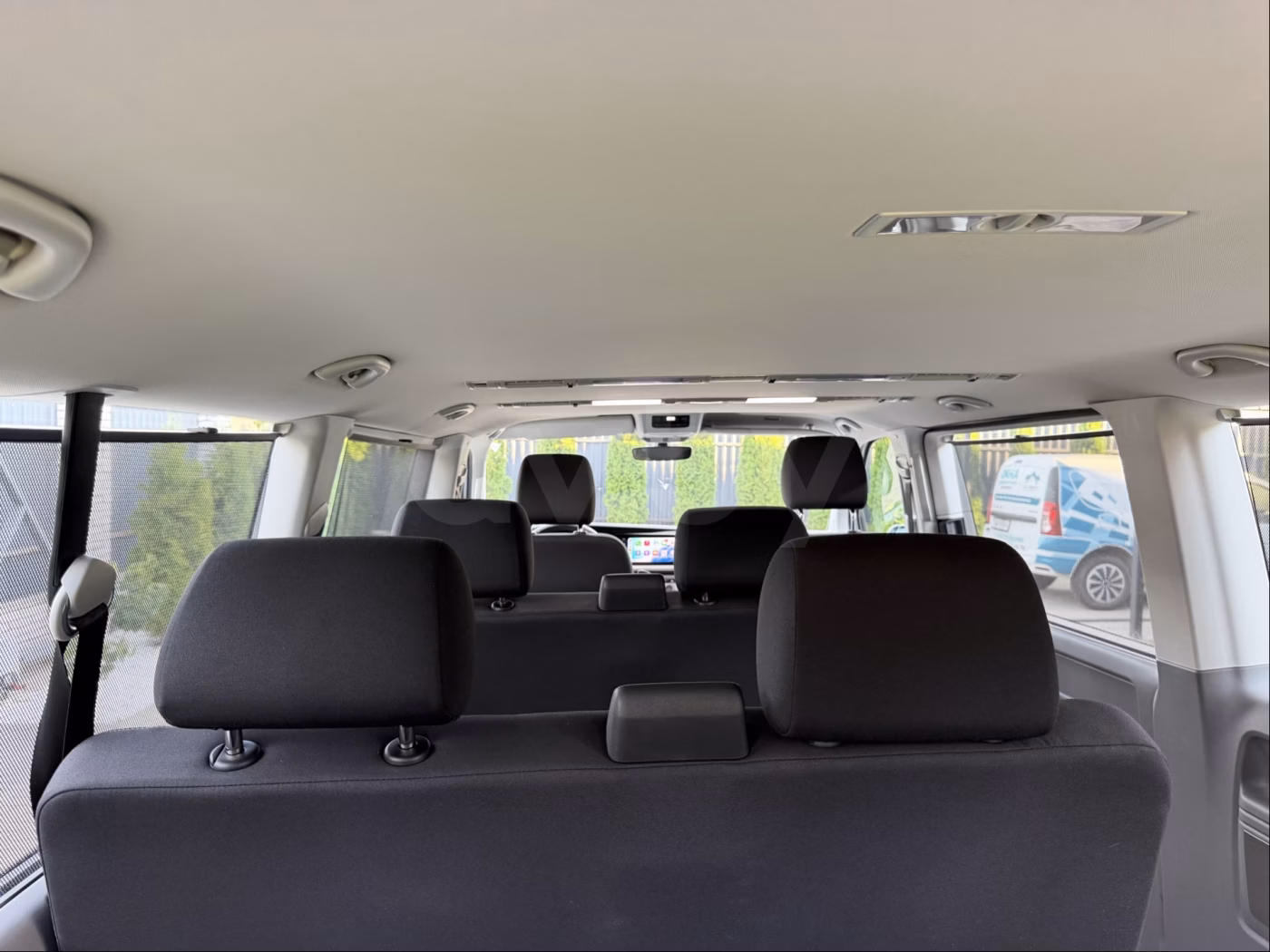 Volkswagen Caravelle фото 23