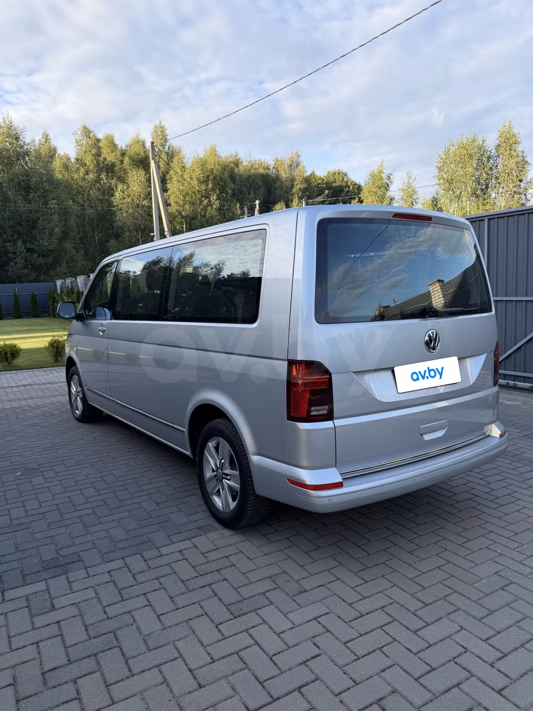 Volkswagen Caravelle фото 7