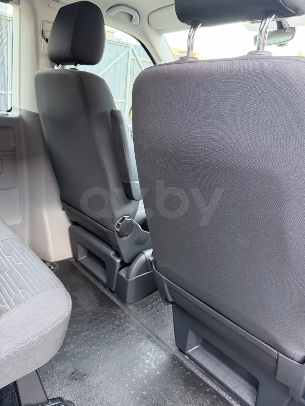 Volkswagen Caravelle фото 22