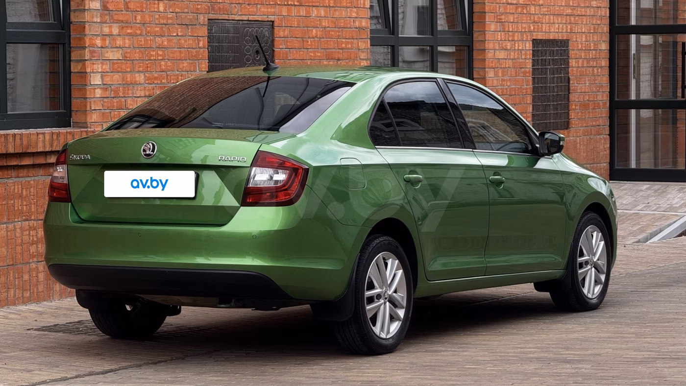 Skoda Rapid фото 3