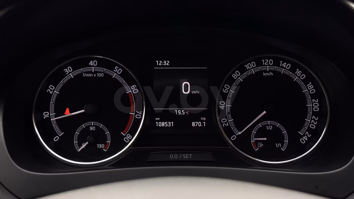 Skoda Rapid фото 10
