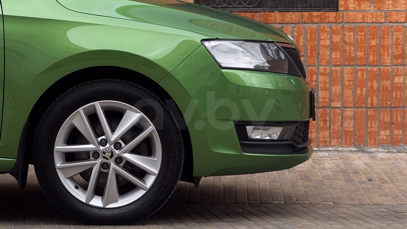 Skoda Rapid фото 7