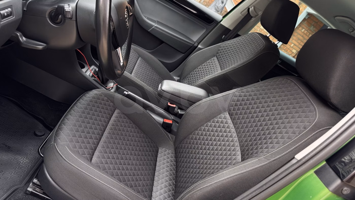 Skoda Rapid фото 12