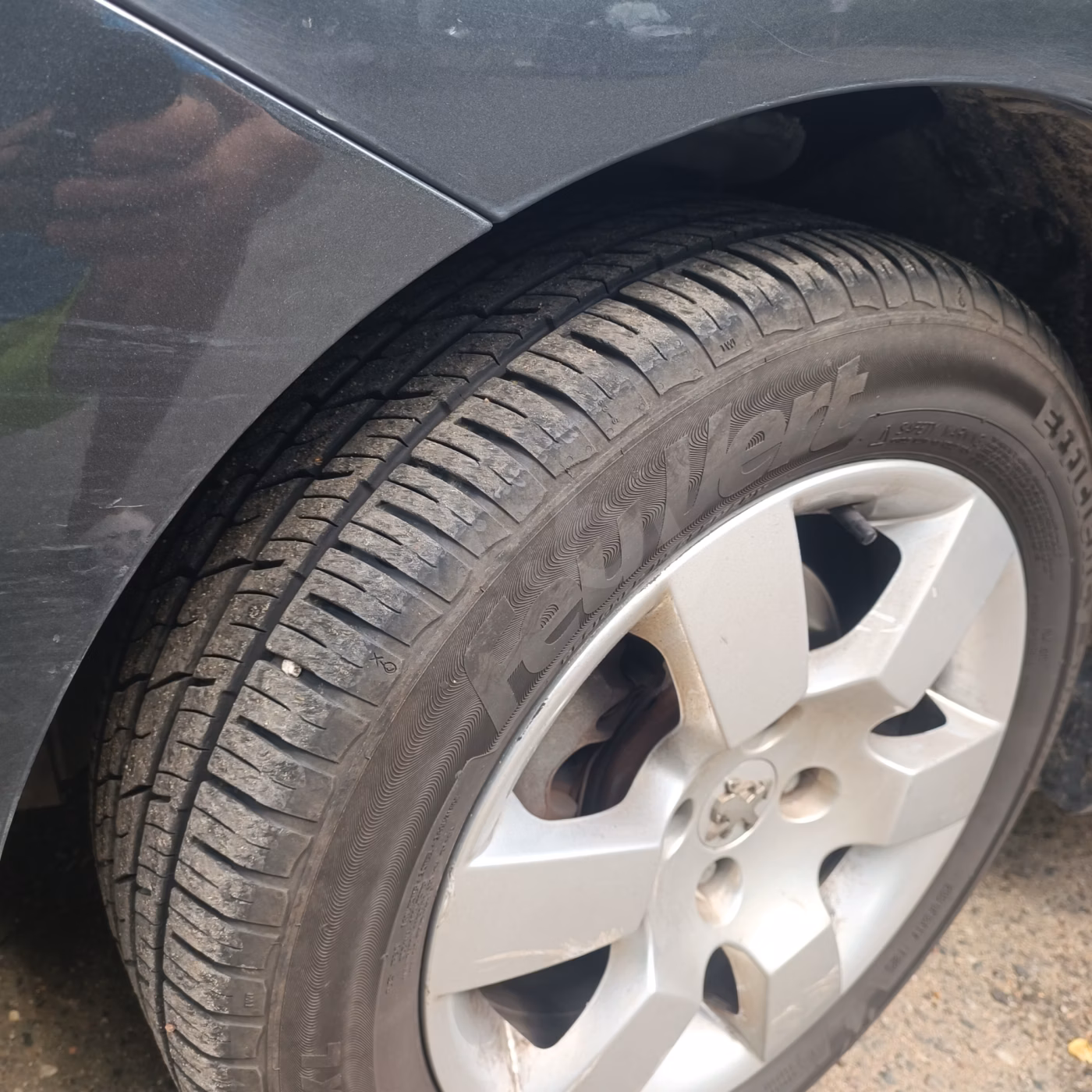 Peugeot 5008 фото 10