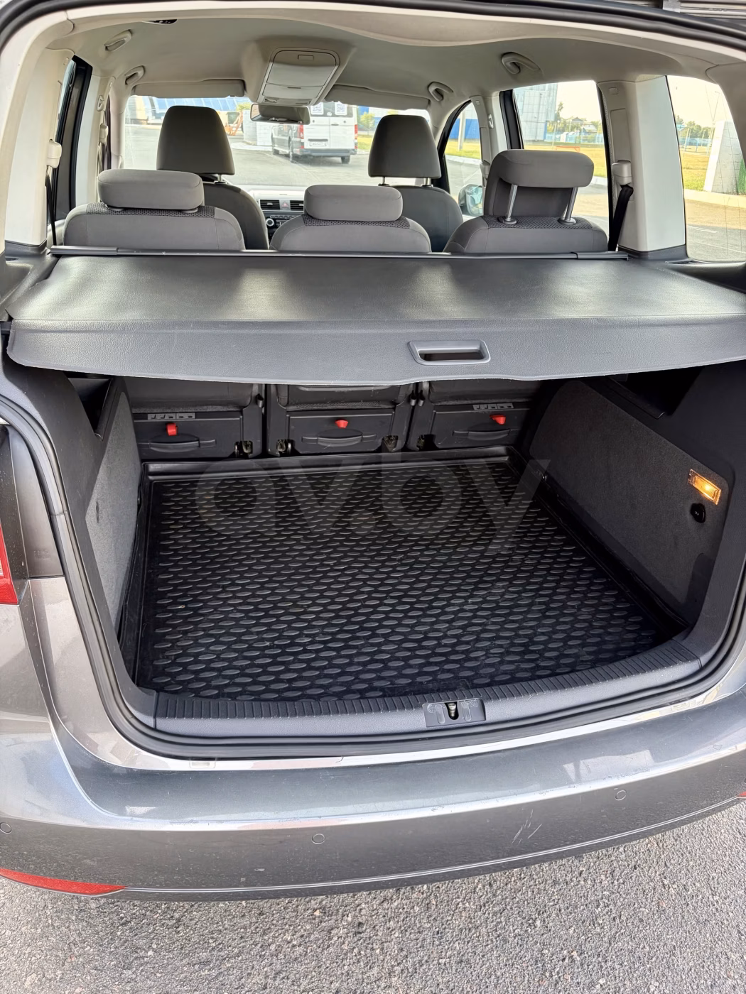Volkswagen Touran фото 10
