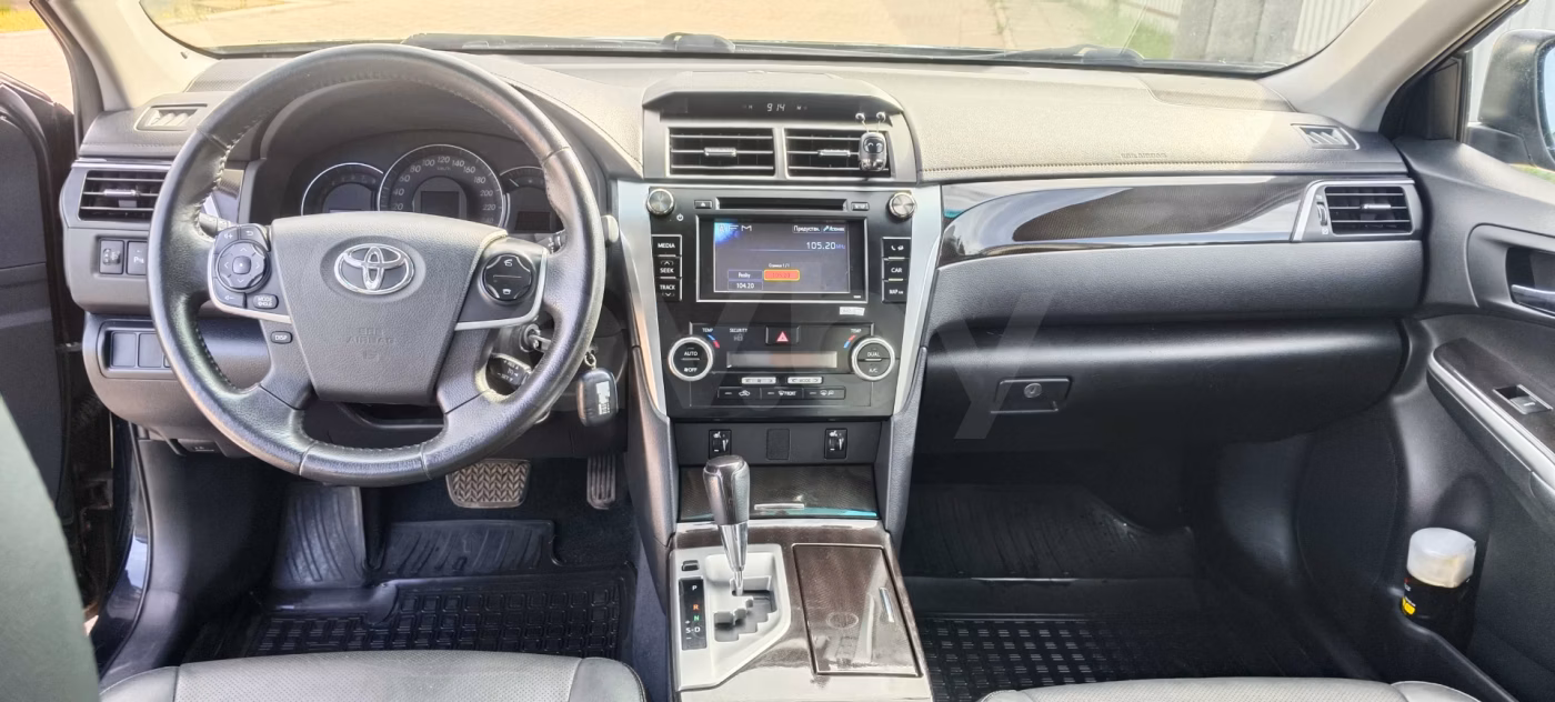 Toyota Camry фото 9