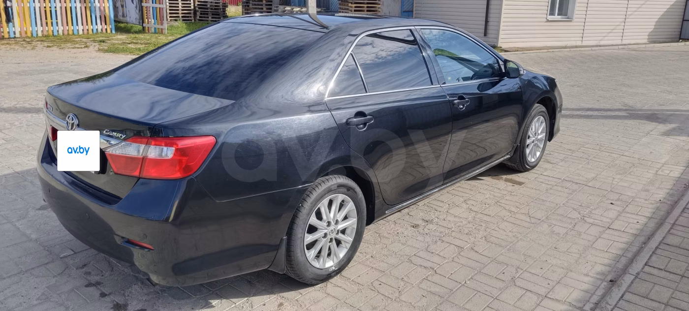 Toyota Camry фото 5
