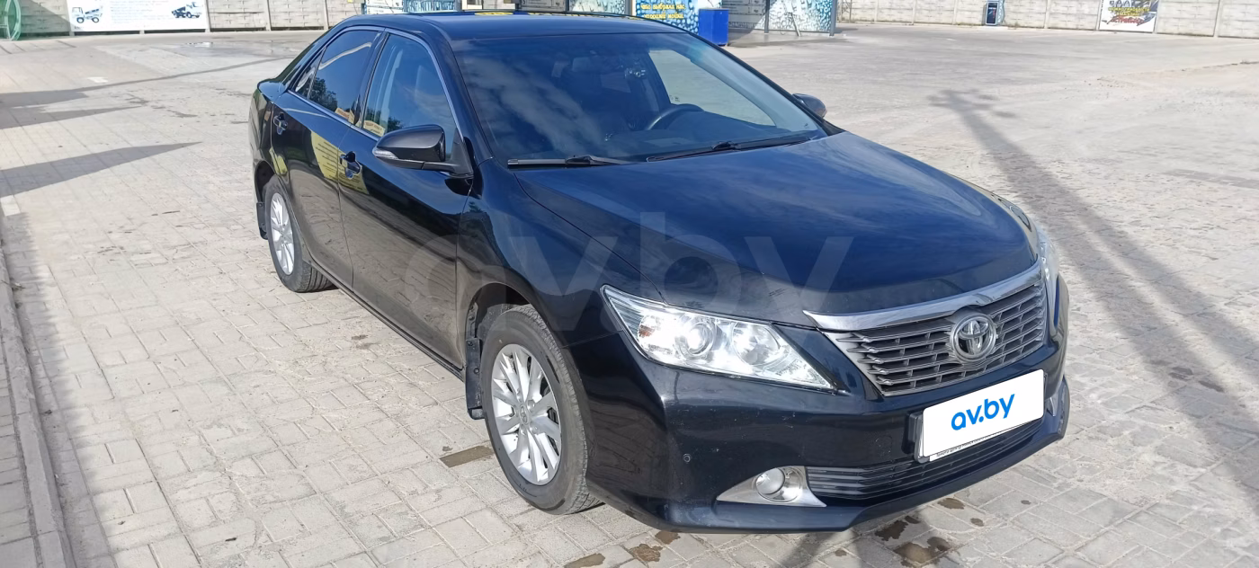 Toyota Camry фото 4
