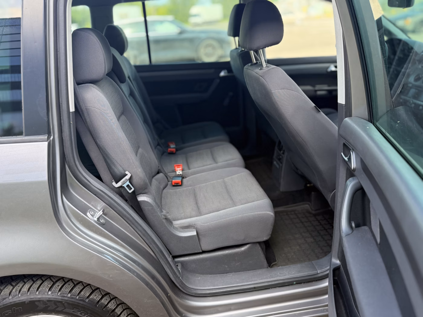 Volkswagen Touran фото 13