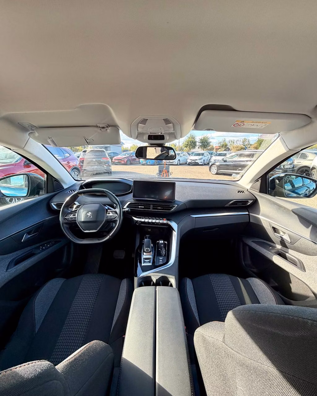 Peugeot 3008 фото 10