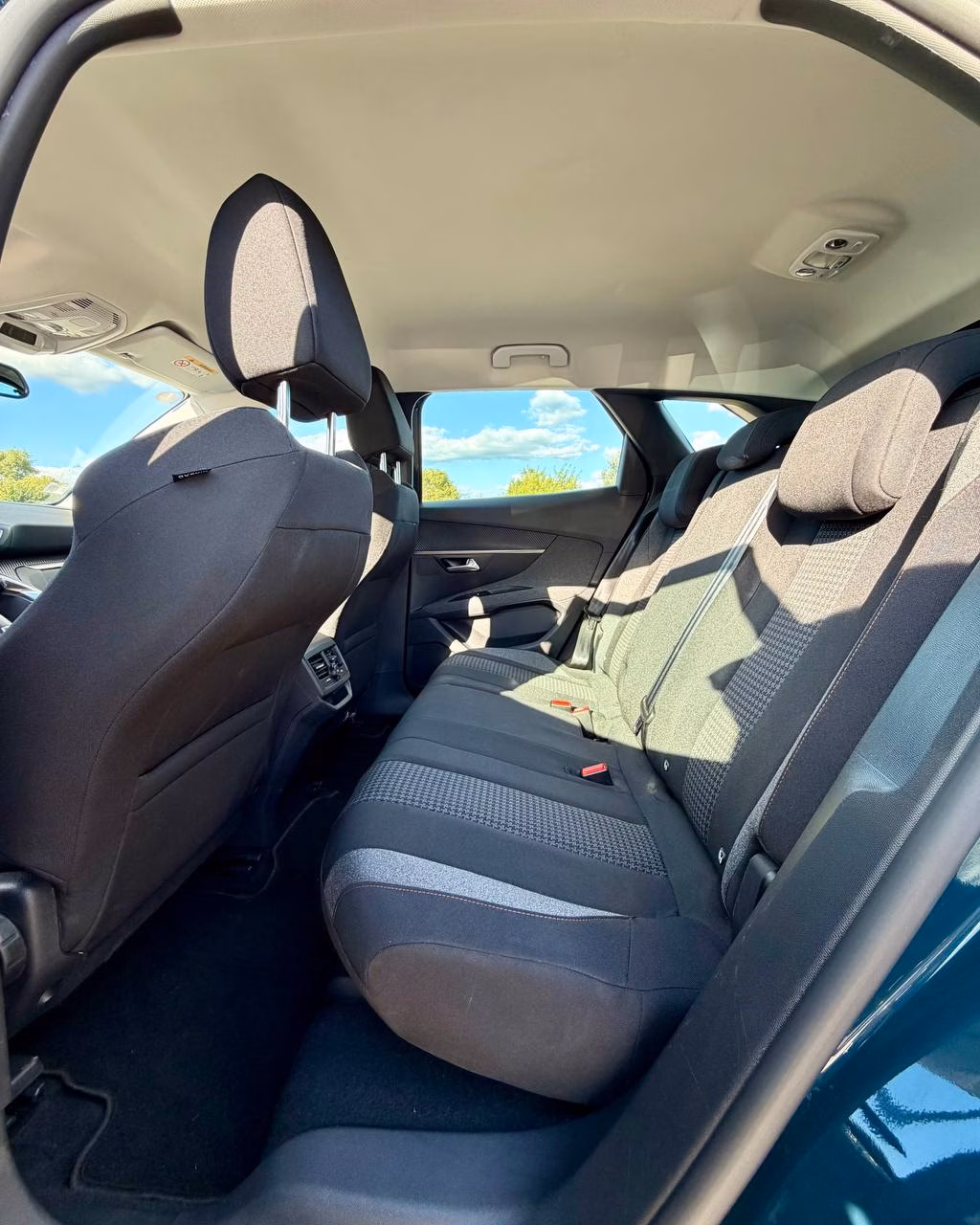 Peugeot 3008 фото 11