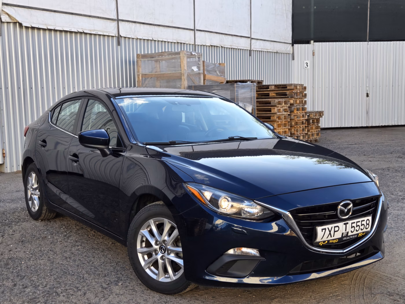 Mazda 3 фото 2