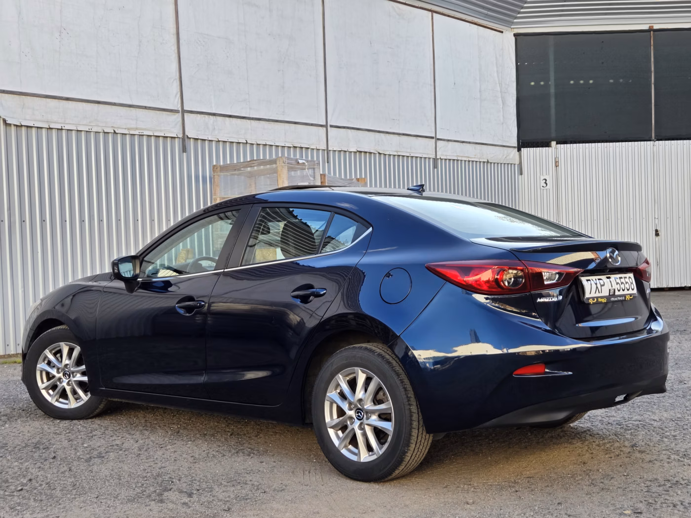 Mazda 3 фото 3